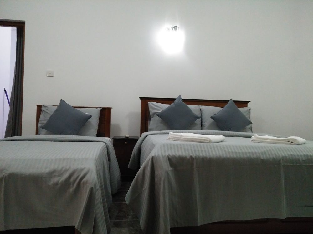 West Dene Bed & Breakfast Negombo Bagian luar foto