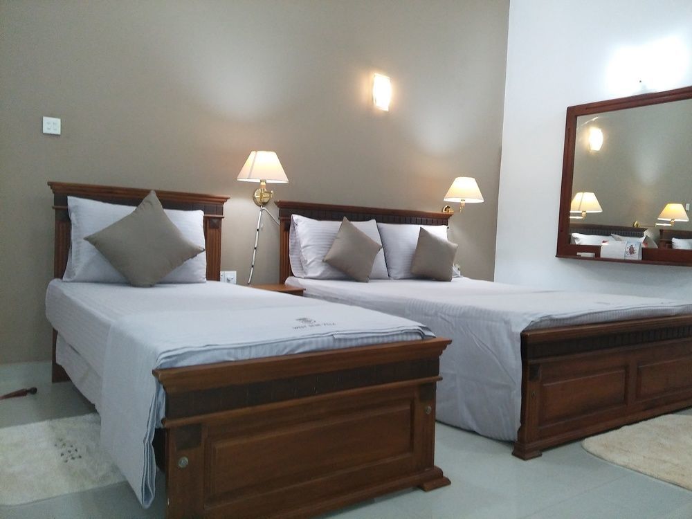 West Dene Bed & Breakfast Negombo Bagian luar foto